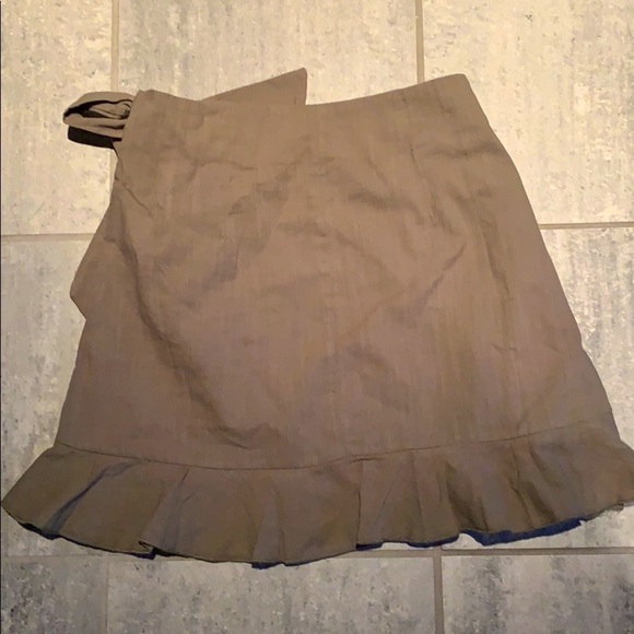 CUTE SHEIN olive skirt - Picture 2 of 2